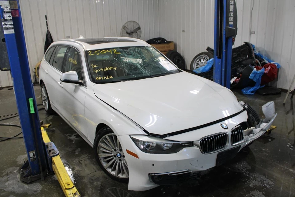 2014 BMW 328I Front Drive Shaft A8SP 4WD 2.00L Used 61000 Miles OEM Foto 1 de 4