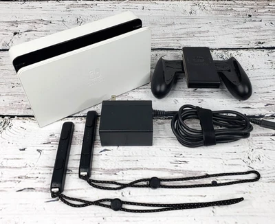 Estación Dock Nintendo Switch OLED HEG-007 OEM Blanca con Cable de Alimentación y Accesorios - Imagen 1 de 3