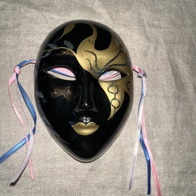 Vintage Ceramic Mardi Gras Carnival Mask 4” Black Green Vines Gold Swan - Image 1 of 4