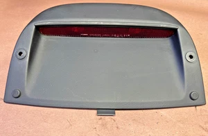 95 Acura Integra tercera luz de freno trasera maletero escotilla tercera lámpara 2 puertas cupé 94-01 - Imagen 1 de 10