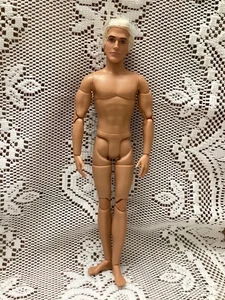 Barbie the Movie Hybrid Nude Ken Ryan Gosling Head on Made to Move Doll Body - Bild 1 von 22