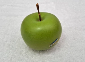 Penkridge Fruit Ceramic Green Apple, Damaged Stalk - Picture 1 of 8