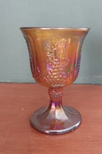 Vintage Harvest Grapes 5.5" Goblet Iridescent Marigold Indiana Glass - Bild 1 von 5