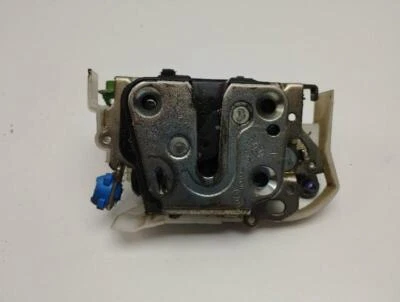 door lock v.l. FOR NISSAN CABSTAR - 09/06 35.XX CABINA SIMPLE 2006 1977142 - Image 1 of 4