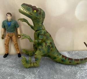 Figura de acción Hasbro 2000 Jurassic Park 3 Raptor Attack Alan Grant Velociraptor - Imagen 1 de 7