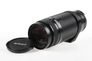 NIKON AF 75-300mm f/4,5-5,6 - SNr: 385636 - Bild 1 von 6