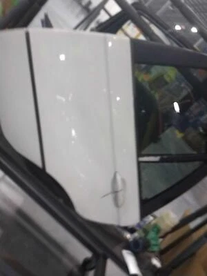 BMW X5 2004 puerta izquierda blanco fabricante de equipos originales 4 puertas PW PL 181 k millas - pieza usada 208581 Foto 1 de 2