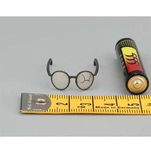 Blitzway BW-UMS 11801 1/6 Hunters : Day After WWIII White Ghost Glasses Model - Picture 1 of 1