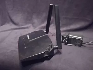 Netgear AC1200 Dual Band WiFi Router (Model R6120) - Picture 1 of 8