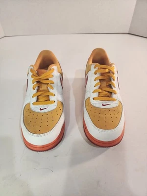 Nike Air Force 1 Rojo, Naranja, Blanco Talla 2.5Y Foto 1 de 4