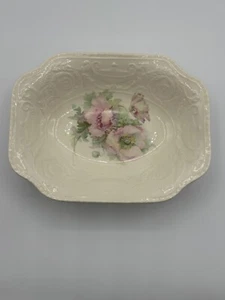 Beautiful Vintage Steubenville Serving Bowl, Beautiful Pink Floral Pattern. - Picture 1 of 6