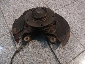 BMW Z3 Achsschenkel vorne links original - Bild 1 von 4