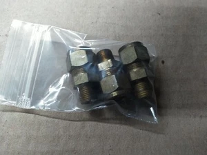 (Lot of 3) 368-06-02 Brass Compression Fitting 3/8" OD tube to Male 1/8" NPT - Picture 1 of 1
