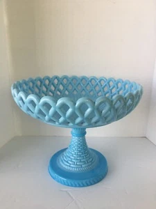 VINTAGE Challinor &Taylor BLUE MILK/SLAG GLASS Pedestal OPENWORK COMPOTE - Picture 1 of 6