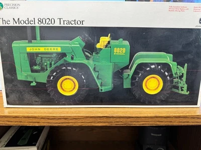 Tractor John Deere 8020 1/16 4x4 #22 Precision Classics DieCast ERTL Foto 1 de 4