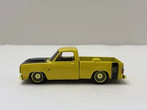 M2 Machines CHASE 1978 Dodge Truck Adventurer 150 Yellow From SRT Set AS-IS - Picture 1 of 14