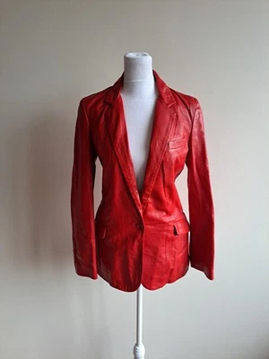 Conjunto de chaqueta y pantalón de cuero rojo para mujer Dolce & Gabbana talla 24/38 Foto 1 de 4
