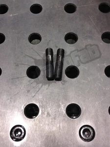 Pernos de escape M10x1,25 42,5 mm de largo (2 pernos) - Imagen 1 de 3
