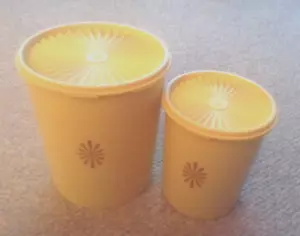 Nuevo Juego de Botes Tupperware Servalier 805-1 + 809-3 Cosecha Oro - Imagen 1 de 2