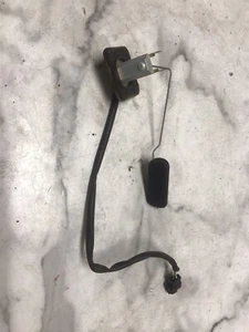 01 Kawasaki ZRX1200 ZR ZRX 1200 R gas fuel level Sensor sending unit float - Picture 1 of 3