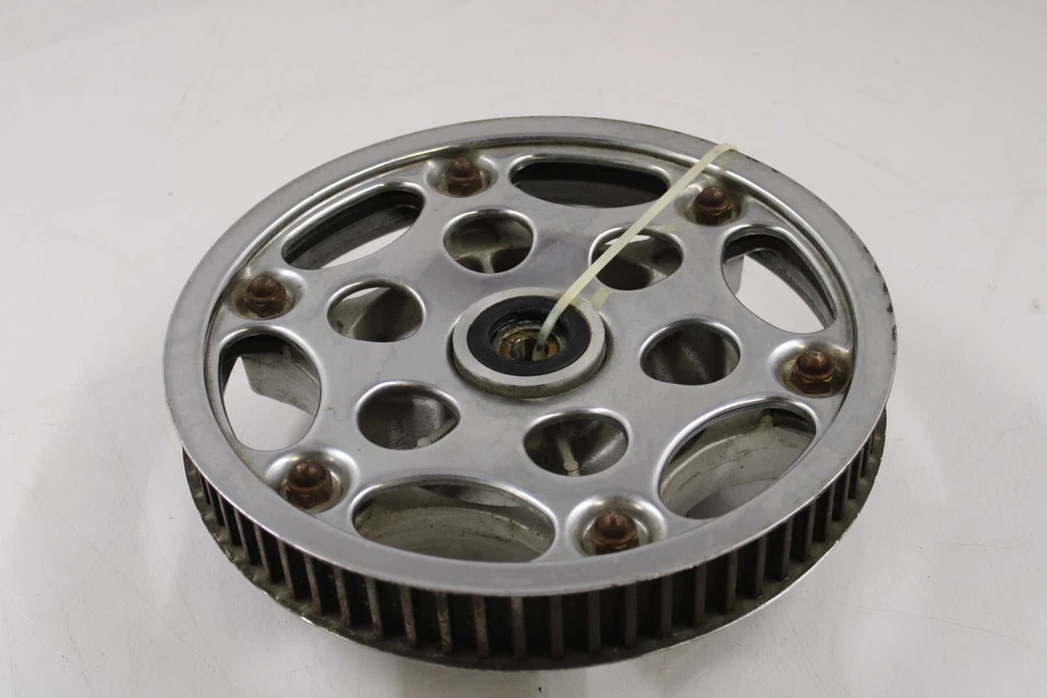 90-09 KAWASAKI VULCAN 500 OEM ЗВЕЗДОЧКА ДЕРЖАТЕЛЬ СТУПИЦА ЗАДНЕГО КОЛЕСА  - Изображение 1 из 4