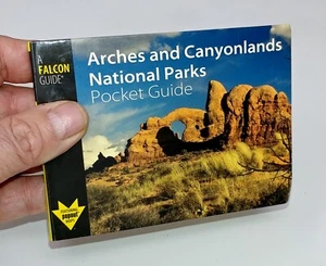 Guía de Bolsillo de Parques Nacionales Arches and Canyonlands (Guías de Bolsillo Falcon) - Imagen 1 de 10