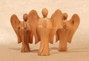 Holz Engel dunkel betend Figur Schnitzerei Handarbeit Weihnachten Deko Religion - Bild 1 von 10