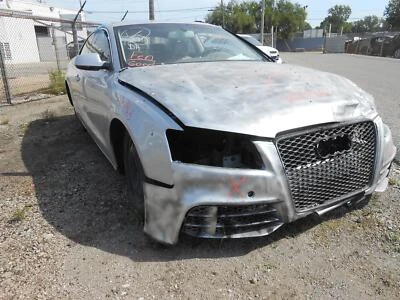 Used Deck Lid fits: 2011  Audi a5 Cpe LED opt 8SL w/o integrated spoiler w/r Foto 1 de 4