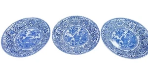Japanese Porcelain Plates Wavy Rim Set Of 3 Blue White Floral Leaf Design Home - Picture 1 of 8