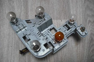 MERCEDES W204 CLASS SALOON REAR LIGHT BULB HOLDER RIGHT SIDE - Picture 1 of 4