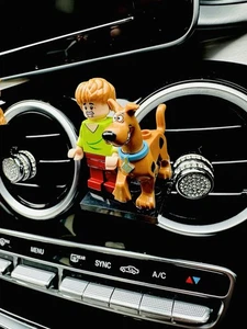 Ambientador Coche Scooby Doo Peludo Figura Mini Clip Ventilación Perfume - Imagen 1 de 3
