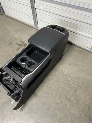 Dodge Ram 2500 3500 2019-2025 asiento con canastilla consola central piso montaje de almacenamiento Foto 1 de 4
