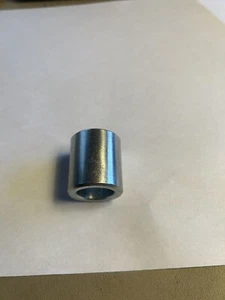 Harley Davidson Zinc Spacer for Hub-Front/Right side FLT FXST OEM 40910-84A - Picture 1 of 1