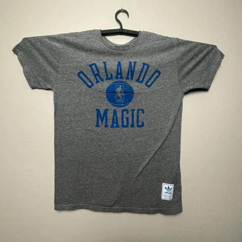 Dwight Howard Orlando Magic Adidas Gray Men's T-Shirt Size XL Number 12 on Back Cover