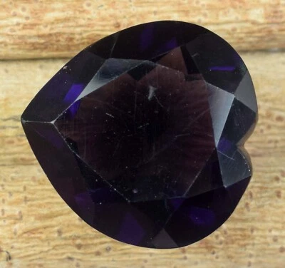 Brazilian Violet Amethyst 72.55 Ct/30 mm Heart Shape Gemstone Certified E11093 - Image 1 of 4