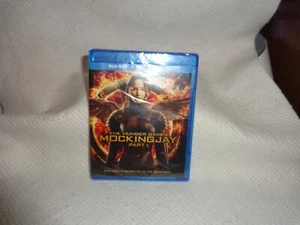 THE HUNGER GAMES MOCKING JAY--BLUERAY-DVD--NEW MOVIE--JENIFER LAWRENCE--L@@K - Picture 1 of 2