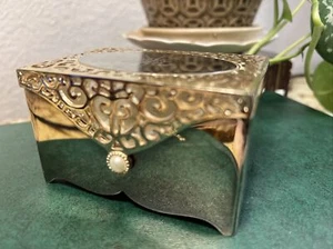 Things Remembered Jewelry Box with Gold Pearl and Rhinestone Clasp Velvet Lined - Picture 1 of 12