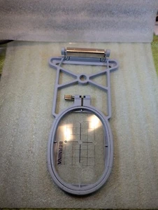 Small Embroidery Hoop 8 X 11mm for BERNINA ARTISTA 1080 - Picture 1 of 5