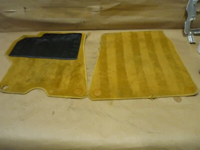 Ferrari California - Juego de alfombras de piso delantero (beige) USADAS P/N 81267500-81267600 Foto 1 de 4