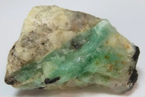 EMERALD -290 CARATS NATURAL EMERALD var BERYL MINERAL FROM PAKISTAN, (LK-42), - Picture 1 of 8