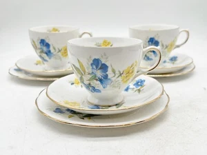 VINTAGE BONE CHINA TRIO'S CUP PIATTINO PIATTO GAINSBOROUGH FIORI BLU E GIALLI - Foto 1 di 12