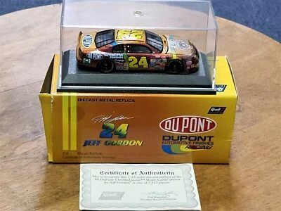 1998 Revell Collection 1:43 #24 Jeff Gordon/DuPont Chromalusion NASCAR (N5) - Image 1 of 4