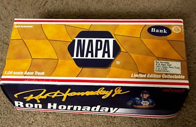 Camión de carreras Chevy Action Ron Hornady #16 Napa Gold 1997 - diecast 1:24 Foto 1 de 4
