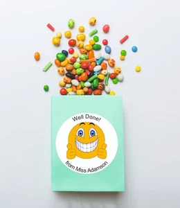 Pegatinas de cumpleaños personalizadas etiquetas cono dulce pegatinas de recompensa cualquier mensaje - Imagen 1 de 2