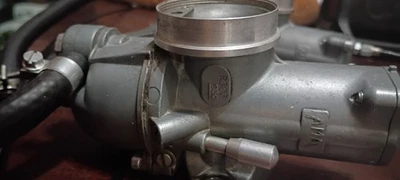 Amal 930 同心化油器一对左右凯旋 BSA 诺顿库存复古 — 第 1/4 张图片