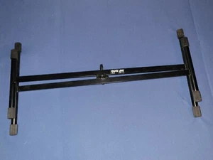 Quik Lok by Tam Recanati Keybord Stand - Picture 1 of 4