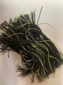 Bass Jig Skirts Flat Living Rubber  Lot Of 10 Color Black / chartreuseOld Schoo - Picture 1 of 5