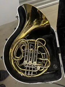 CONN LTD USA 28D PRO DOUBLE FRENCH HORN LACQUERED BRASS - Picture 1 of 15