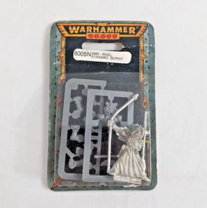 WARHAMMER 40K Miniatures MARINE DARK ANGEL STANDARD BEARER 8005N GW 1997 *NEW* - Picture 1 of 1