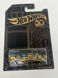 Dodge Dart 4/6 A101 Hot Wheels 50 aniversario negro y dorado 68 - Imagen 1 de 2